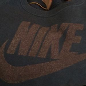 Nike crew sweatshirt